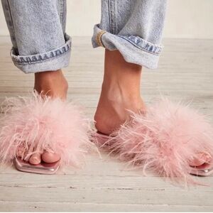 NWOB Jeffrey Campbell Sandals